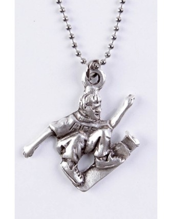 Kaykay Yapan Çocuk Kolye